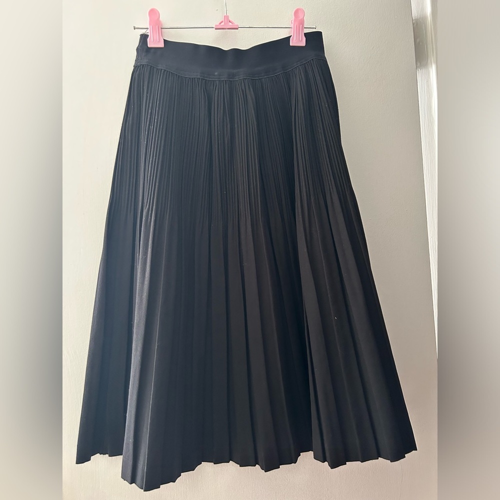 Black Pleated Maxi Skirt